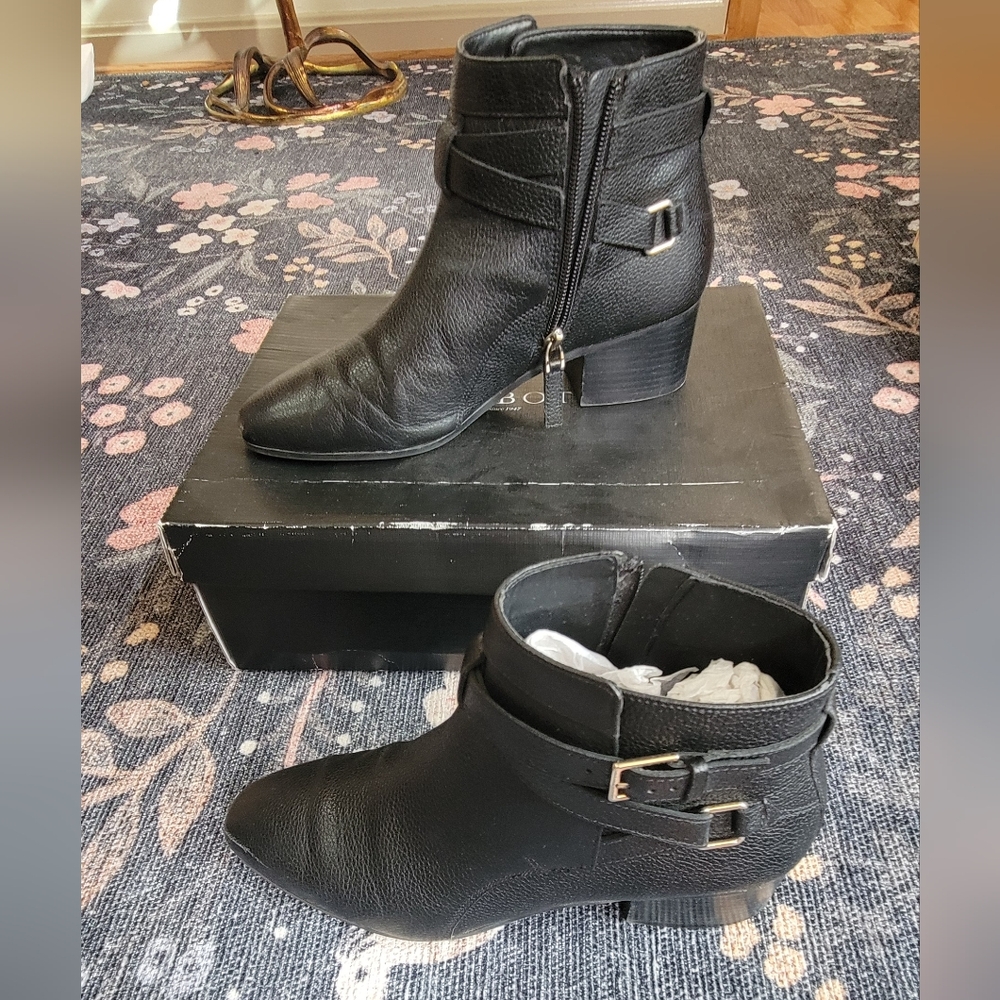 Dakota Buckle Boots